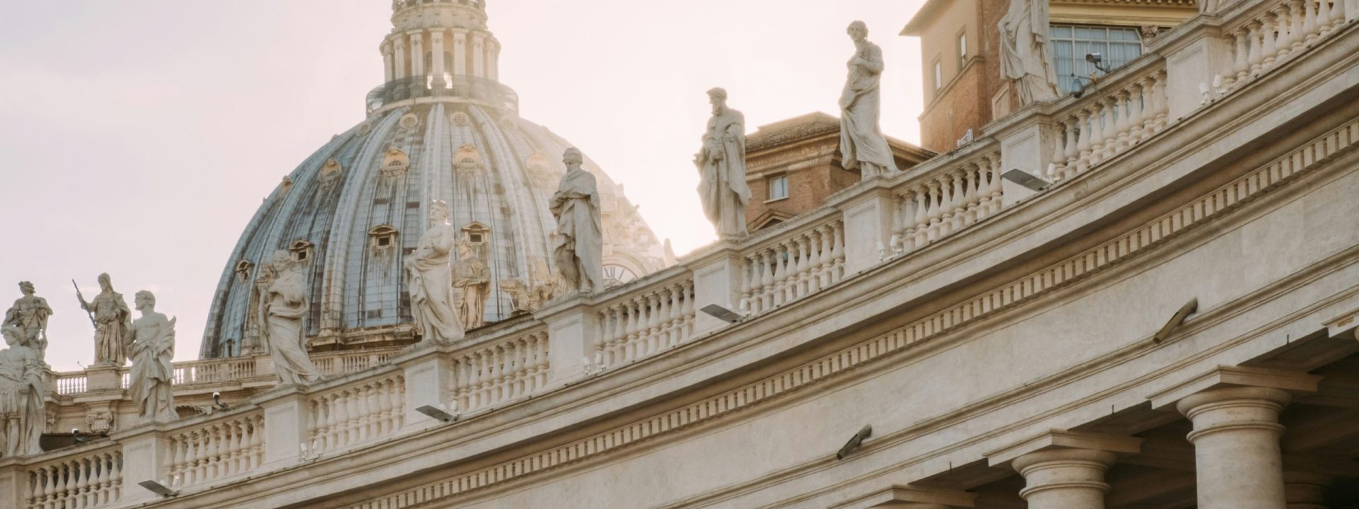 662005cc6438534bedd19145_simone-savoldi-mJDuO7CzO74-unsplash
